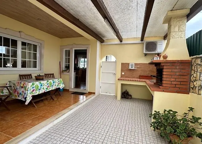 Toca Dos Coelhos * Silveira (Lisbon)