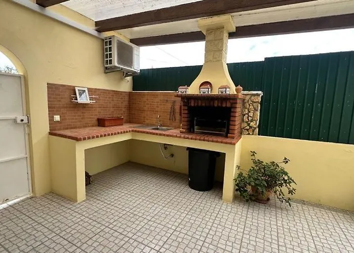 Toca Dos Coelhos * Silveira (Lisbon)