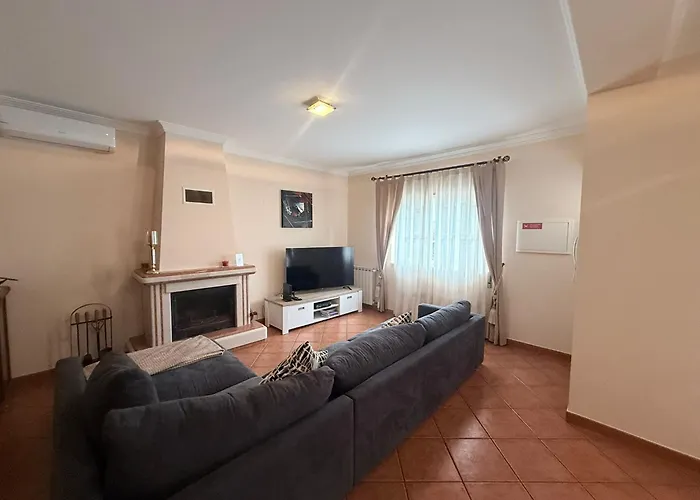 Toca Dos Coelhos بيت للعطل